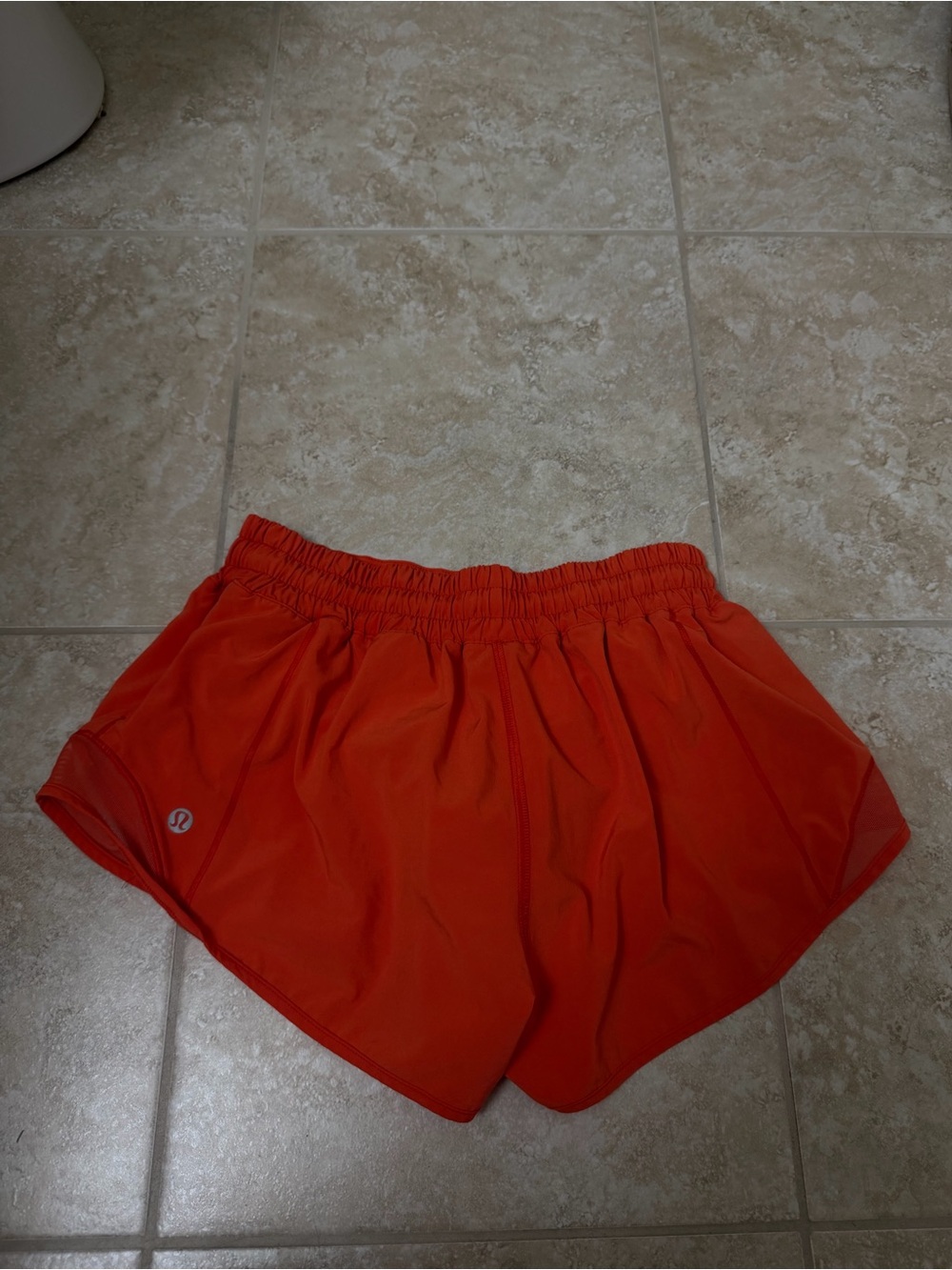 Lululemon Orange Hotty Hot High-Rise Active Running Shorts Size 2